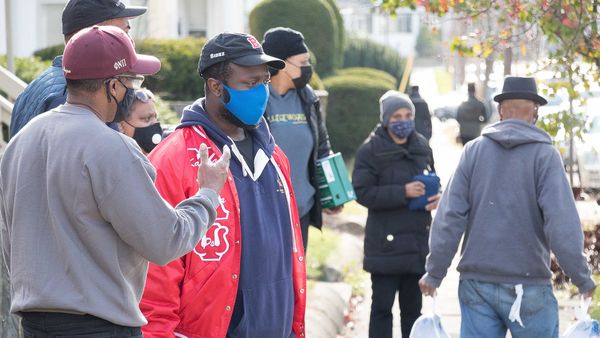 Kappa Alpha Psi brothers in service to the community